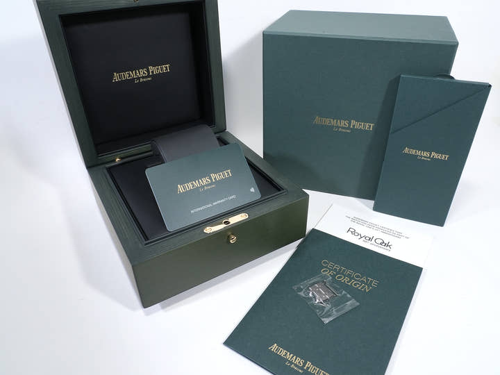 オーデマピゲ ロイヤルオーク 50周年記念 Ref.15510ST.OO.1320ST.04 ステンレススチール カーキグリーン文字盤 未使用 qqwicacx