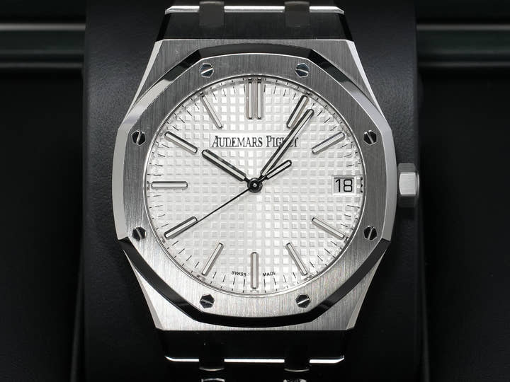 オーデマピゲ ロイヤルオーク Ref.15510ST.OO.1320ST.08 ステンレススチール シルバー文字盤 美中古 a8c2ourv