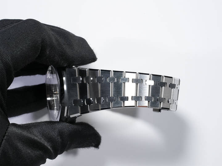 オーデマピゲ ロイヤルオーク Ref.15510ST.OO.1320ST.08 ステンレススチール シルバー文字盤 美中古 a8c2ourv