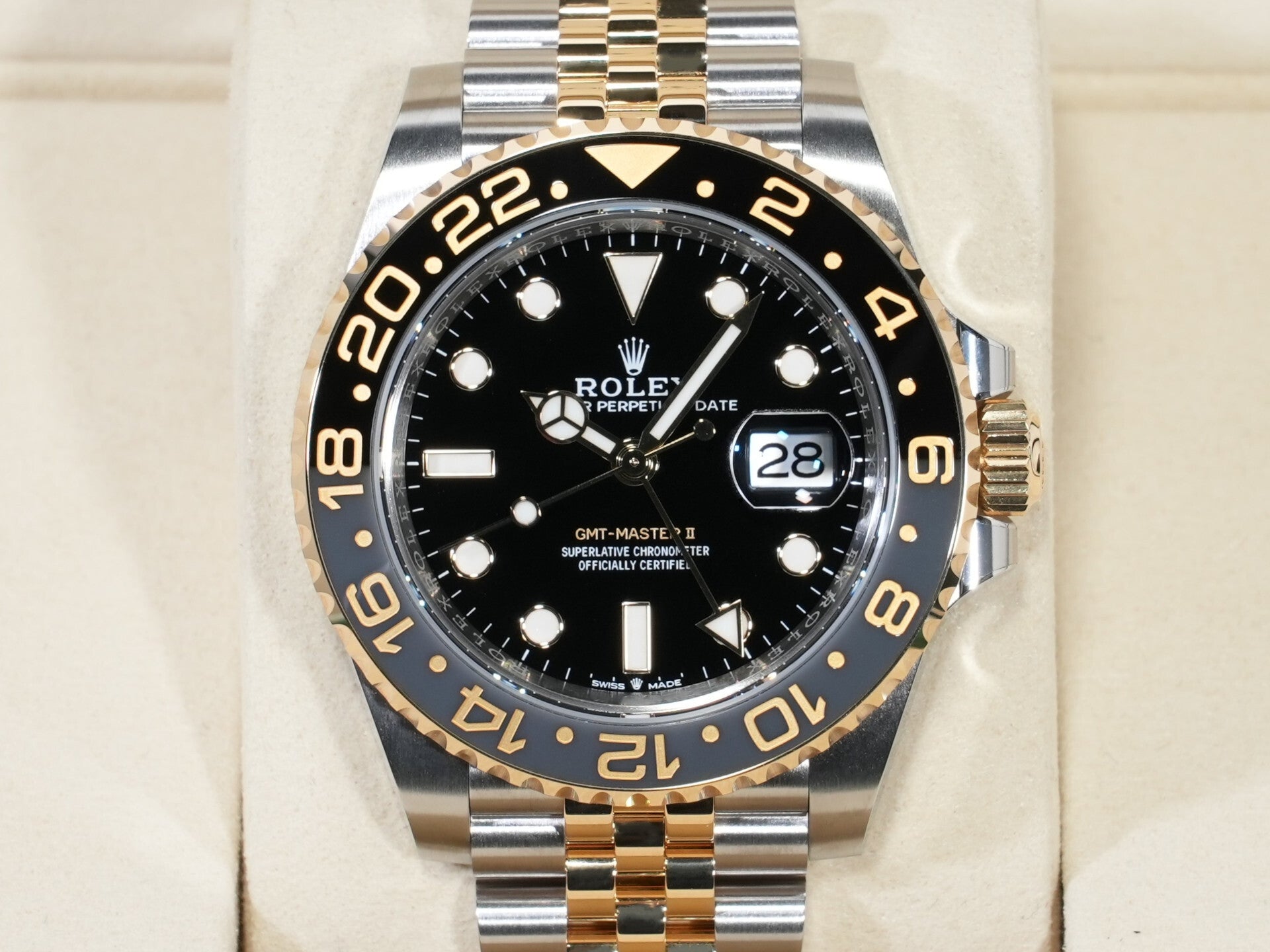 ロレックス GMTマスターII Ref.126713GRNR ステンレススチール/イエローゴールド ブラック文字盤 ジュビリーブレスレット 未使用 34w54t4u