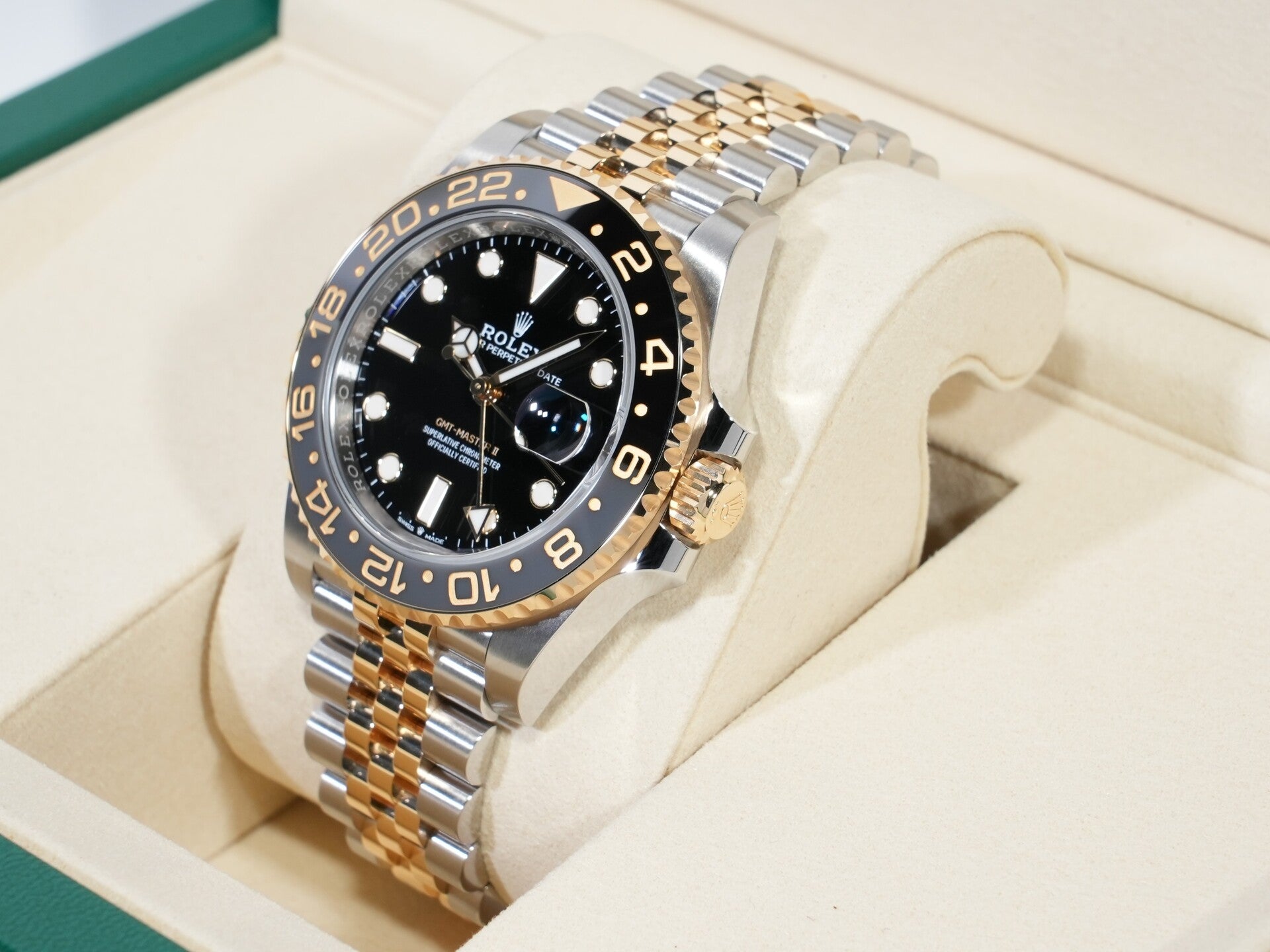 ロレックス GMTマスターII Ref.126713GRNR ステンレススチール/イエローゴールド ブラック文字盤 ジュビリーブレスレット 未使用 m47xare5