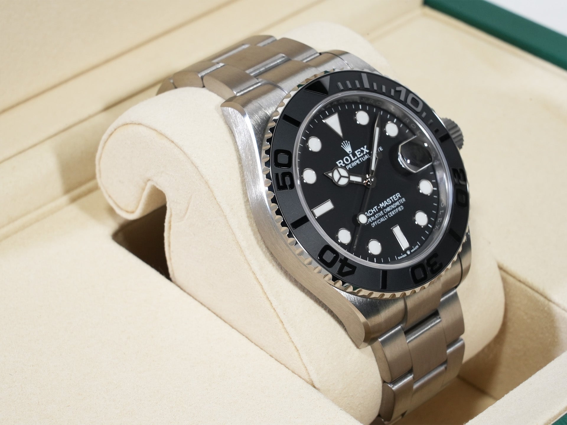 ロレックス ヨットマスター42 Ref.226627 RLXチタン ブラック文字盤 未使用 6zxjpqbk