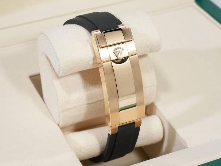 ロレックス デイトナ Ref.126518LN イエローゴールド ブライトブラックxゴールデンx8Pダイヤ文字盤 未使用 ic4ussz5