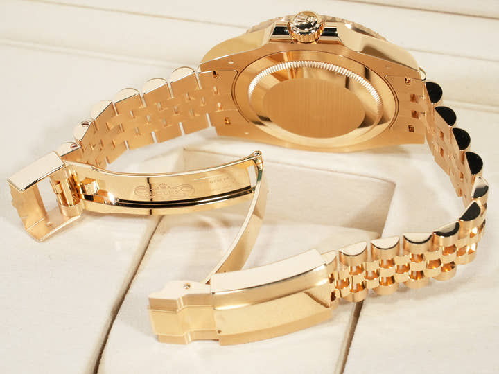 ロレックス GMTマスターII Ref.126718GRNR イエローゴールド ブラック文字盤 ジュビリーブレスレット 美品 m7b7wf6y