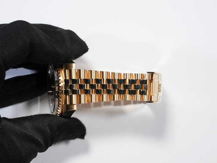 ロレックス GMTマスターII Ref.126718GRNR イエローゴールド ブラック文字盤 ジュビリーブレスレット 美品 m7b7wf6y