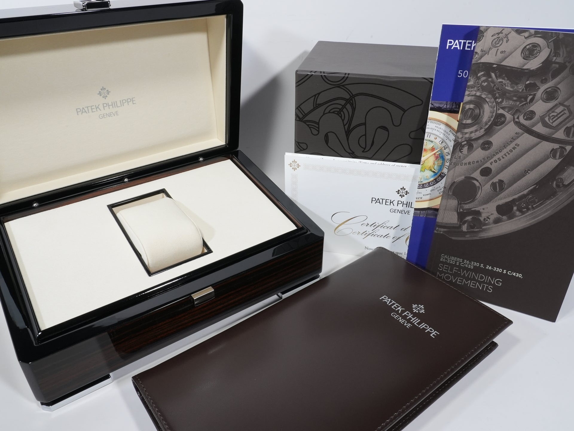 パテックフィリップ アクアノート Ref.5168G-010 ホワイトゴールド カーキグリーン文字盤 未使用 79xrg7ue