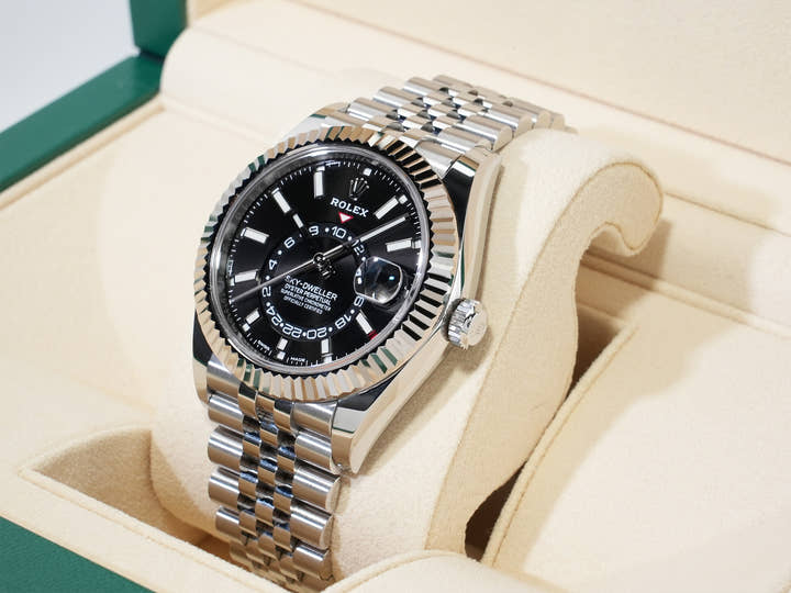 ロレックス スカイドゥエラー Ref.326934 ステンレススチール/ホワイトゴールド ブラック文字盤 ジュビリーブレスレット 中古 zk7jigad