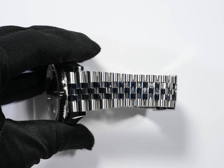 ロレックス スカイドゥエラー Ref.326934 ステンレススチール/ホワイトゴールド ブラック文字盤 ジュビリーブレスレット 中古 zk7jigad