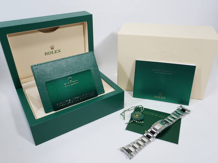 ロレックス スカイドゥエラー Ref.326934 ステンレススチール/ホワイトゴールド ブラック文字盤 ジュビリーブレスレット 中古 zk7jigad