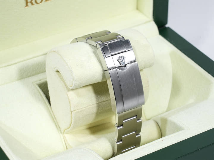 ロレックス エクスプローラーI 鏡面ブラックアウト Ref.214270 ステンレススチール ブラック文字盤 オイスターブレスレット 中古 egy3gcvh