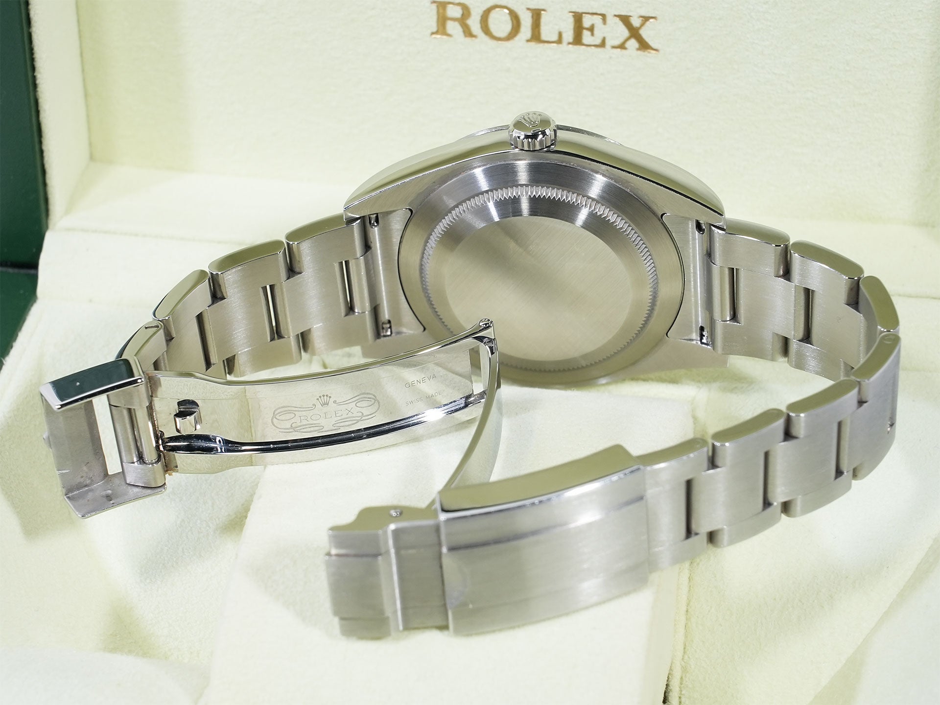 ロレックス エクスプローラーI 鏡面ブラックアウト Ref.214270 ステンレススチール ブラック文字盤 オイスターブレスレット 中古 egy3gcvh