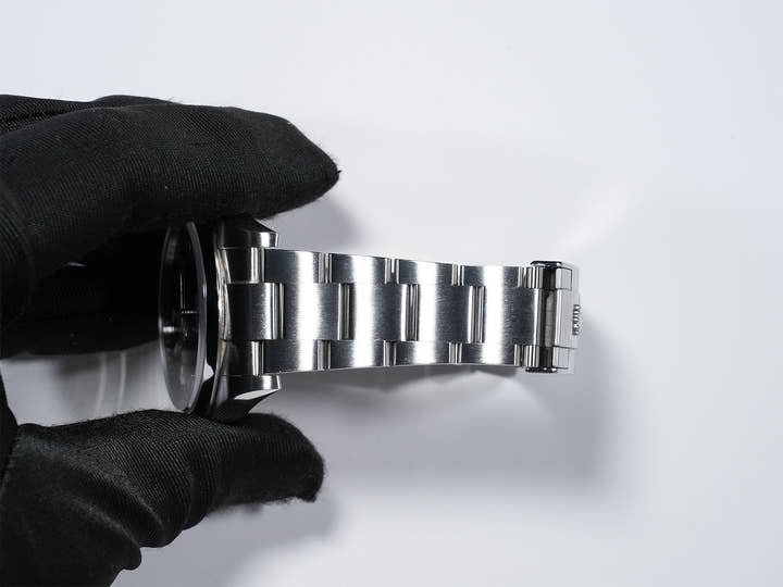 ロレックス エクスプローラーI 鏡面ブラックアウト Ref.214270 ステンレススチール ブラック文字盤 オイスターブレスレット 中古 egy3gcvh