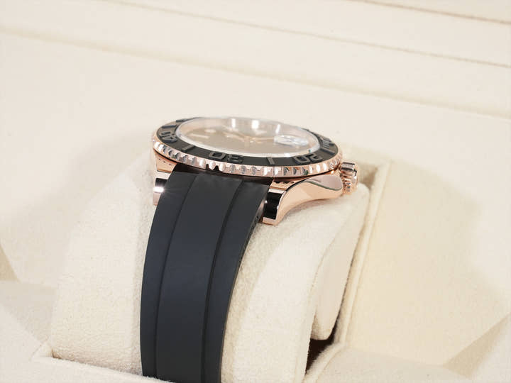 ロレックス ヨットマスター40 Ref.126655 エバーローズゴールド ブラック文字盤 中古 k7yuettd