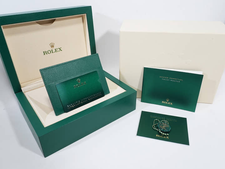 ロレックス ヨットマスター40 Ref.126655 エバーローズゴールド ブラック文字盤 中古 k7yuettd