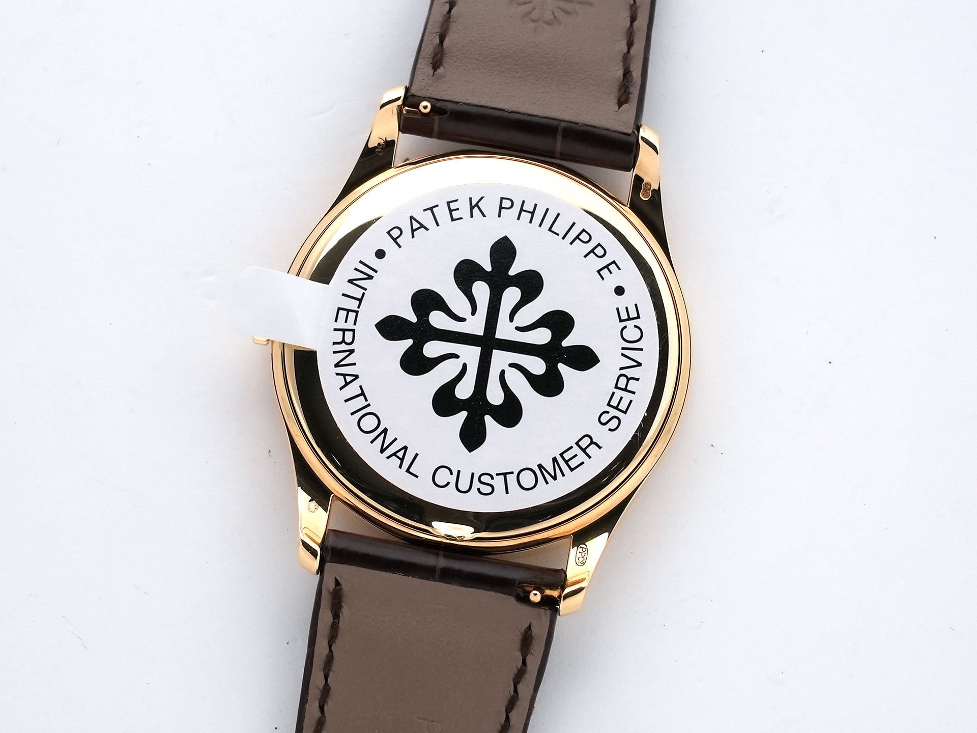 パテックフィリップ カラトラバ Ref.5196J-001 イエローゴールド シルバー文字盤 中古 unvovk5v