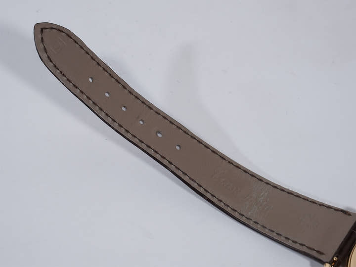 パテックフィリップ カラトラバ Ref.5196J-001 イエローゴールド シルバー文字盤 中古 unvovk5v