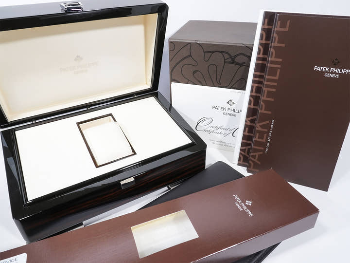 パテックフィリップ カラトラバ Ref.5196J-001 イエローゴールド シルバー文字盤 中古 unvovk5v