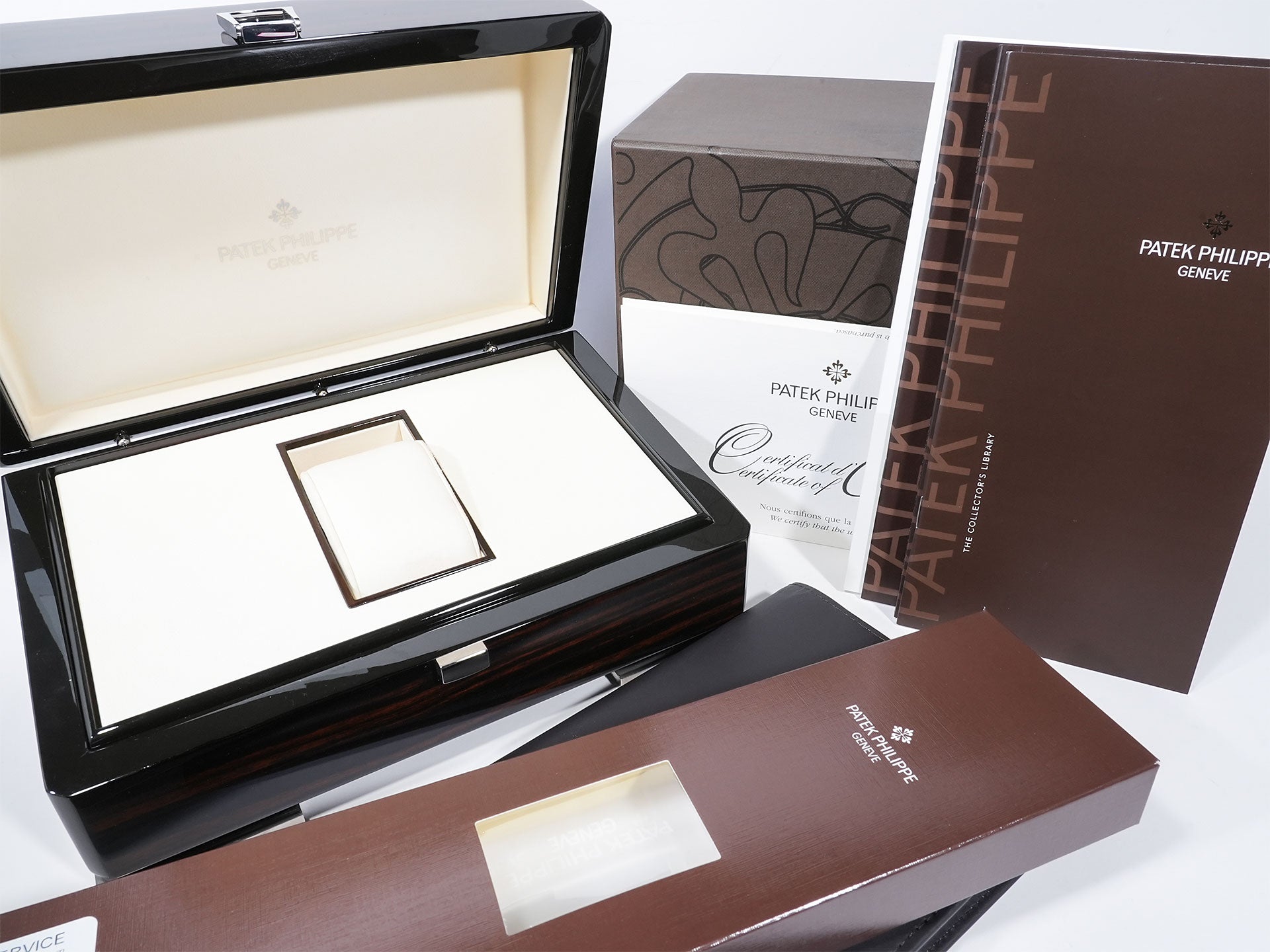 パテックフィリップ カラトラバ Ref.5196J-001 イエローゴールド シルバー文字盤 中古 unvovk5v