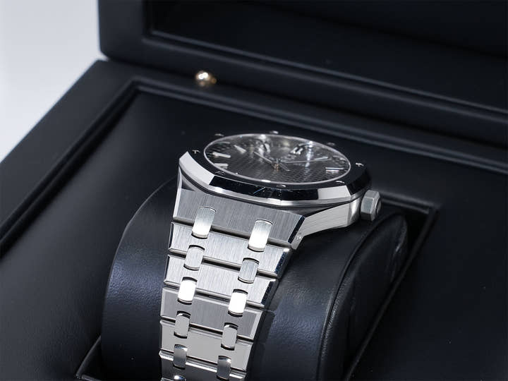 オーデマピゲ ロイヤルオーク Ref.15500ST.OO.1220ST.02 ステンレススチール スレートグレー文字盤 中古 ivuoba53