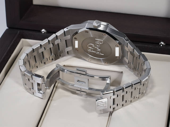 オーデマピゲ ロイヤルオーク デュアルタイム Ref.26120ST.OO.1220ST.02 ステンレススチール ブルー文字盤 中古 z8v8p3er