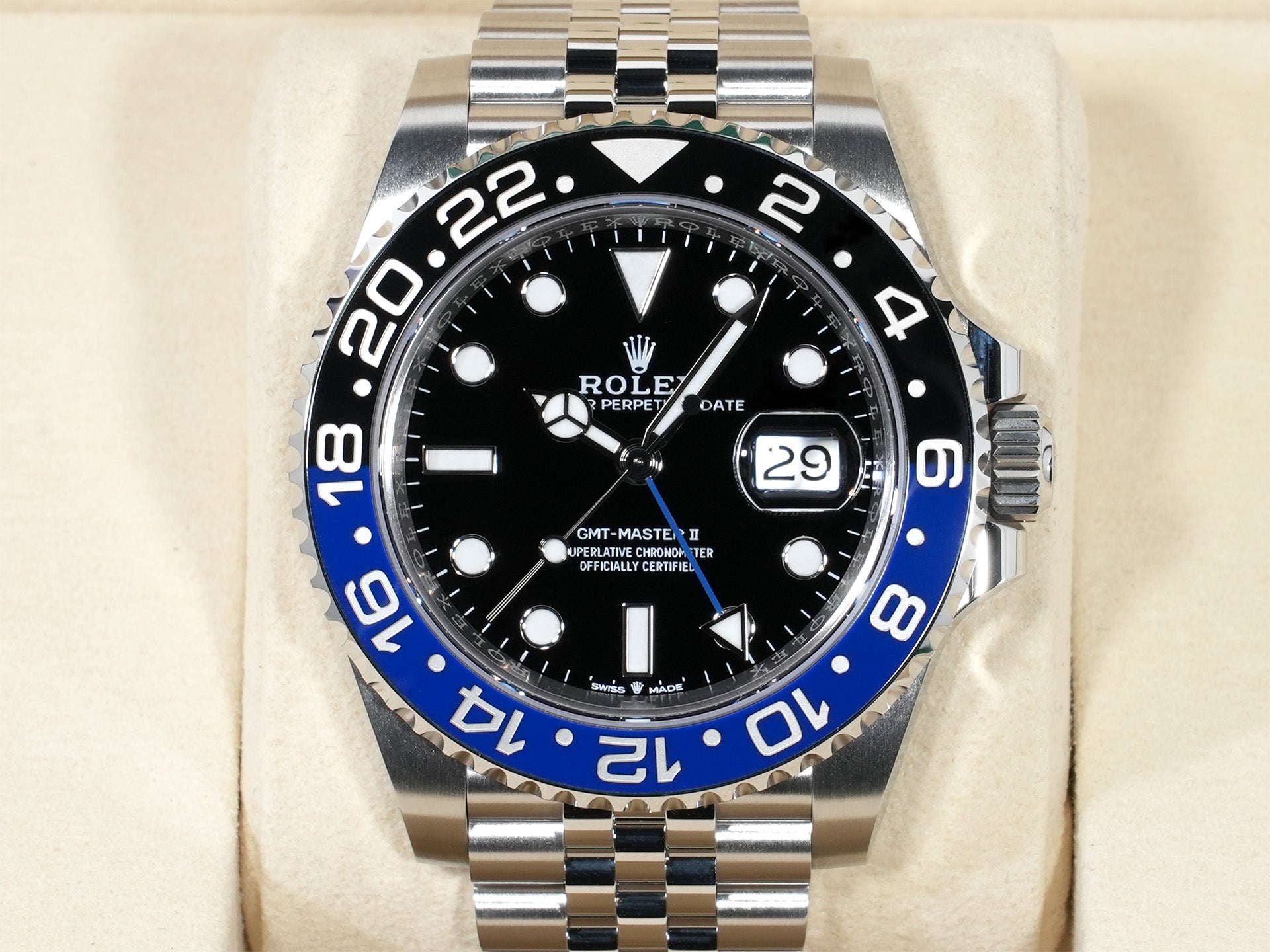 ロレックス GMTマスターII Ref.126710BLNR ステンレススチール ブラック文字盤 ジュビリーブレスレット 未使用 gw6moyuk