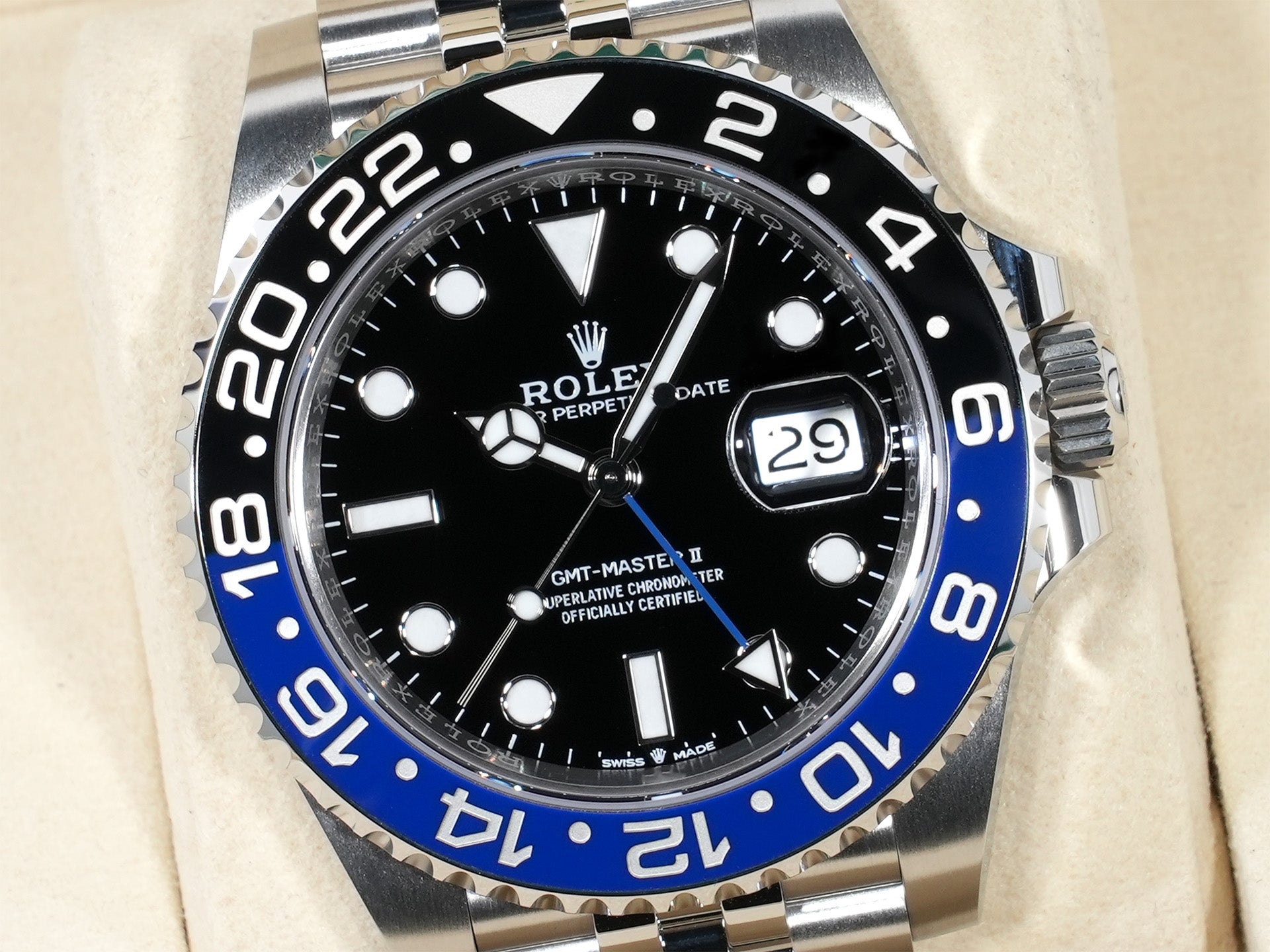 ロレックス GMTマスターII Ref.126710BLNR ステンレススチール ブラック文字盤 ジュビリーブレスレット 未使用 gw6moyuk