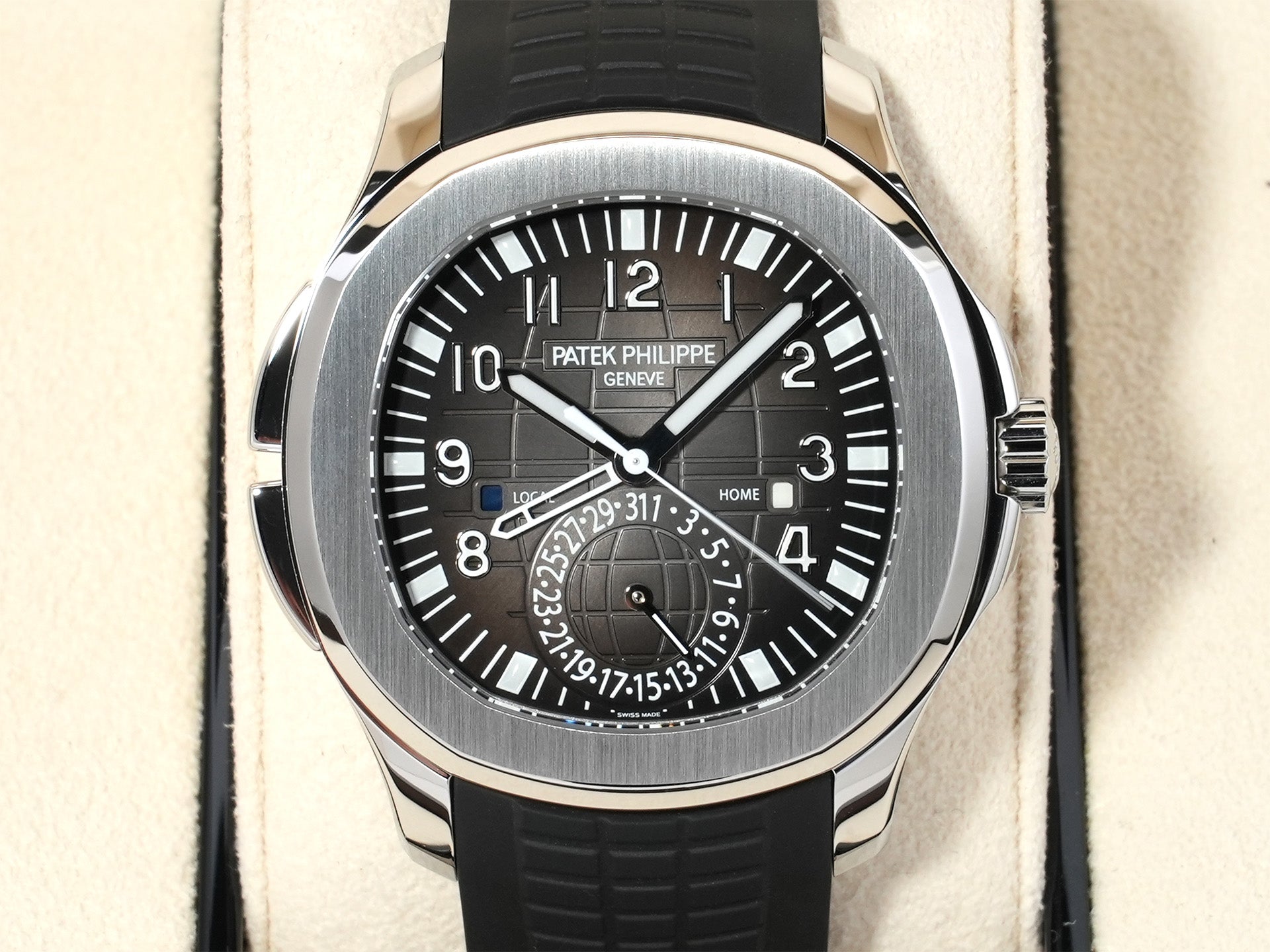 パテックフィリップ アクアノート トラベルタイム Ref.5164A-001 ステンレススチール ブラック文字盤 未使用 pao6xoyr