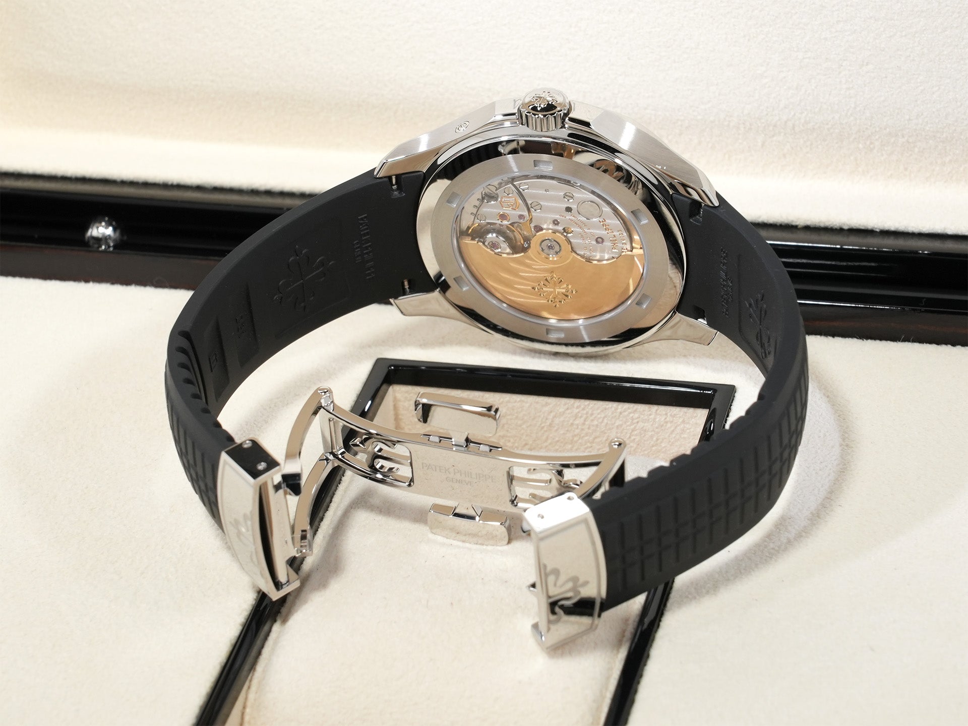 パテックフィリップ アクアノート トラベルタイム Ref.5164A-001 ステンレススチール ブラック文字盤 未使用 pao6xoyr