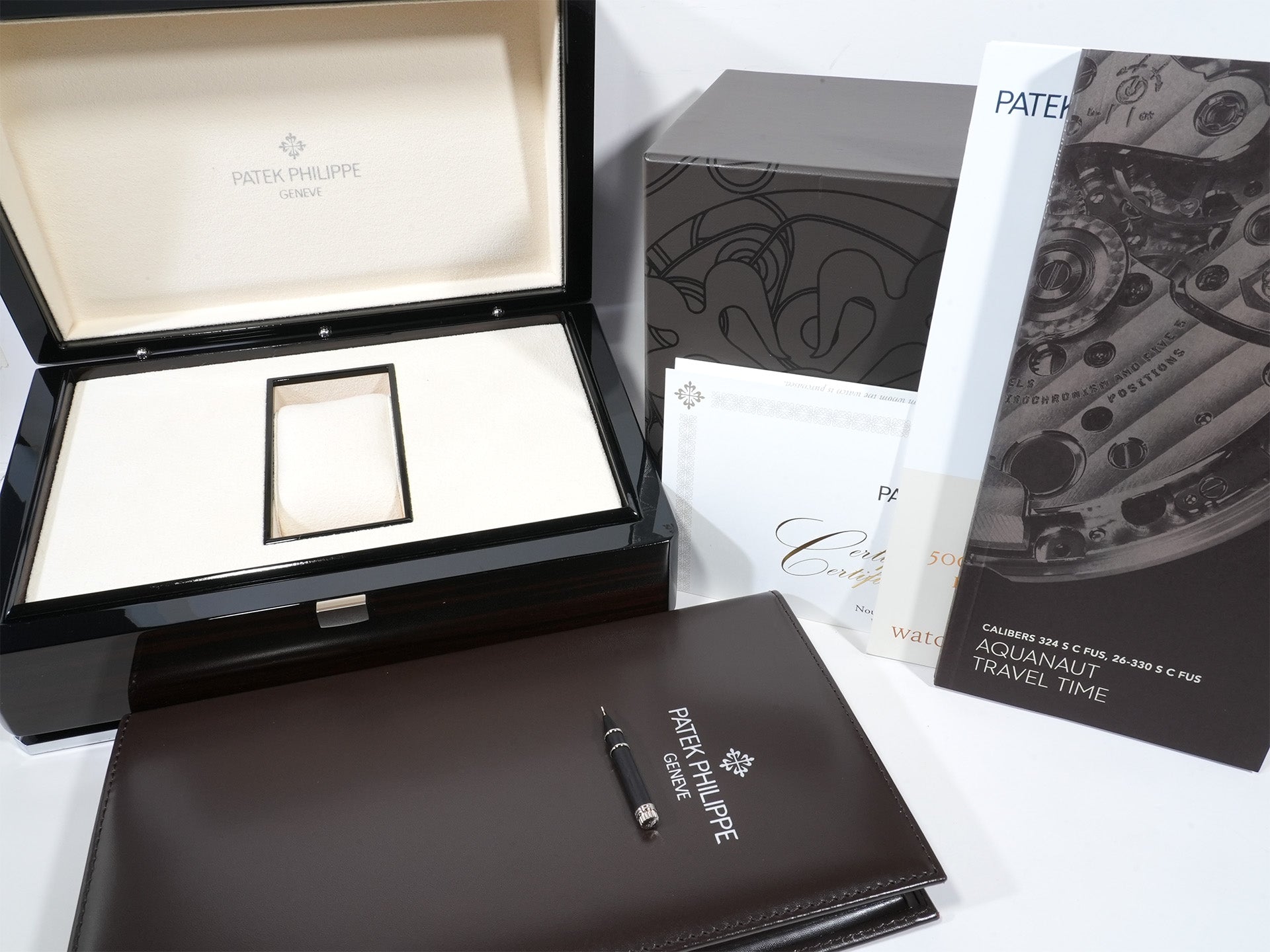 パテックフィリップ アクアノート トラベルタイム Ref.5164A-001 ステンレススチール ブラック文字盤 未使用 pao6xoyr