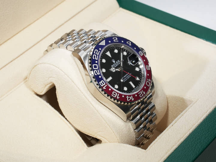 ロレックス GMTマスターII Ref.126710BLRO ステンレススチール ブラック文字盤 ジュビリーブレスレット 極美品 omhkgsgz