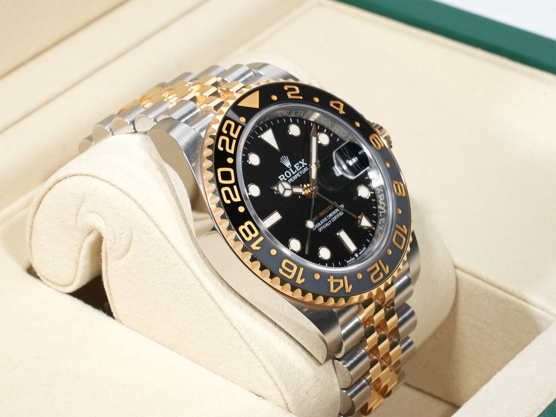 ロレックス GMTマスターII Ref.126713GRNR ステンレススチール/イエローゴールド ブラック文字盤 ジュビリーブレスレット 美中古 deaeoird