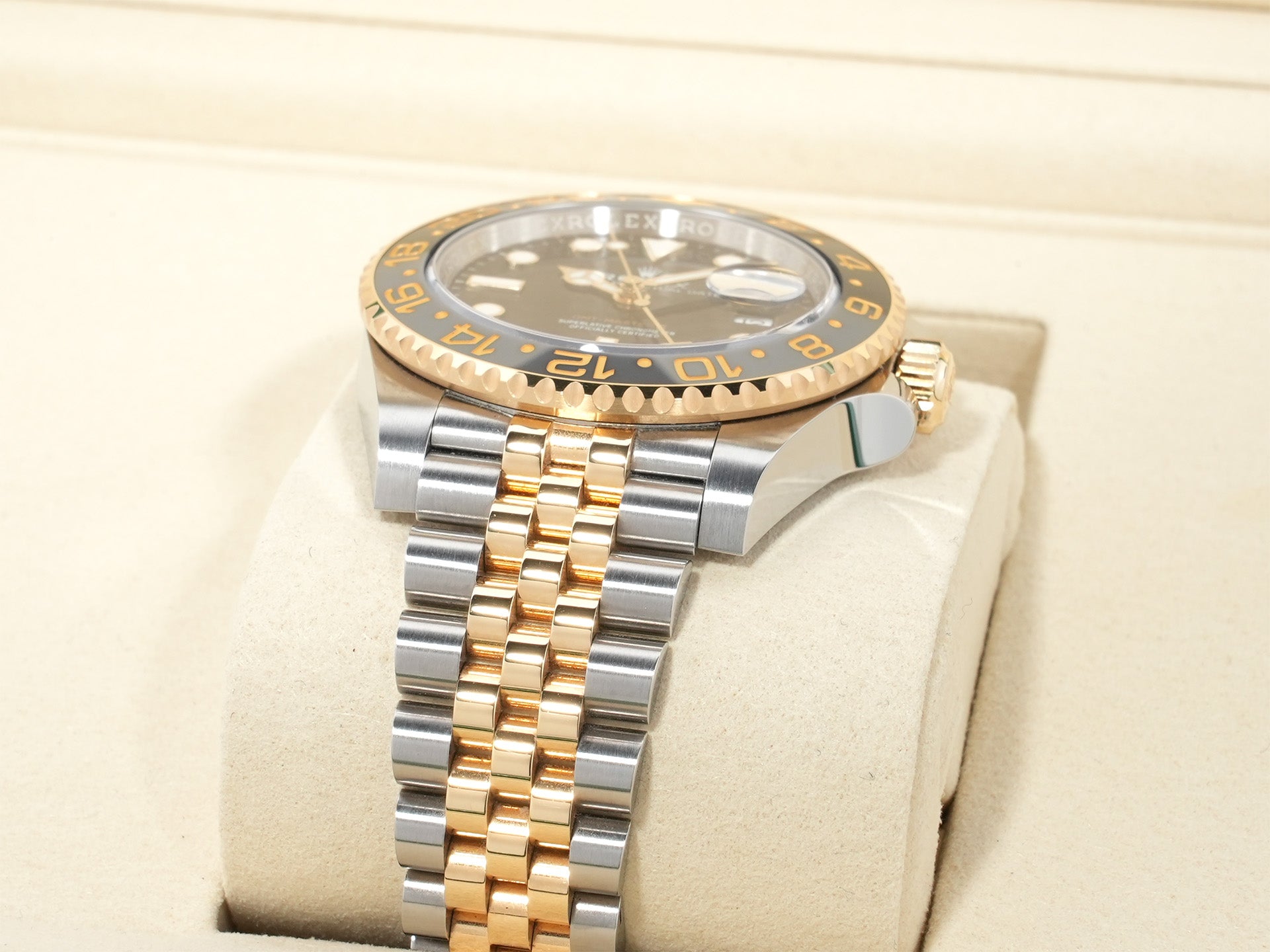 ロレックス GMTマスターII Ref.126713GRNR ステンレススチール/イエローゴールド ブラック文字盤 ジュビリーブレスレット 美中古 deaeoird