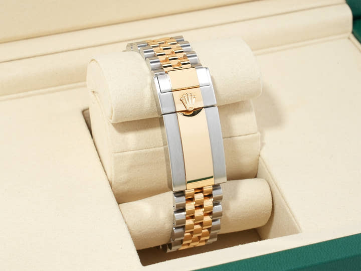 ロレックス GMTマスターII Ref.126713GRNR ステンレススチール/イエローゴールド ブラック文字盤 ジュビリーブレスレット 美中古 deaeoird