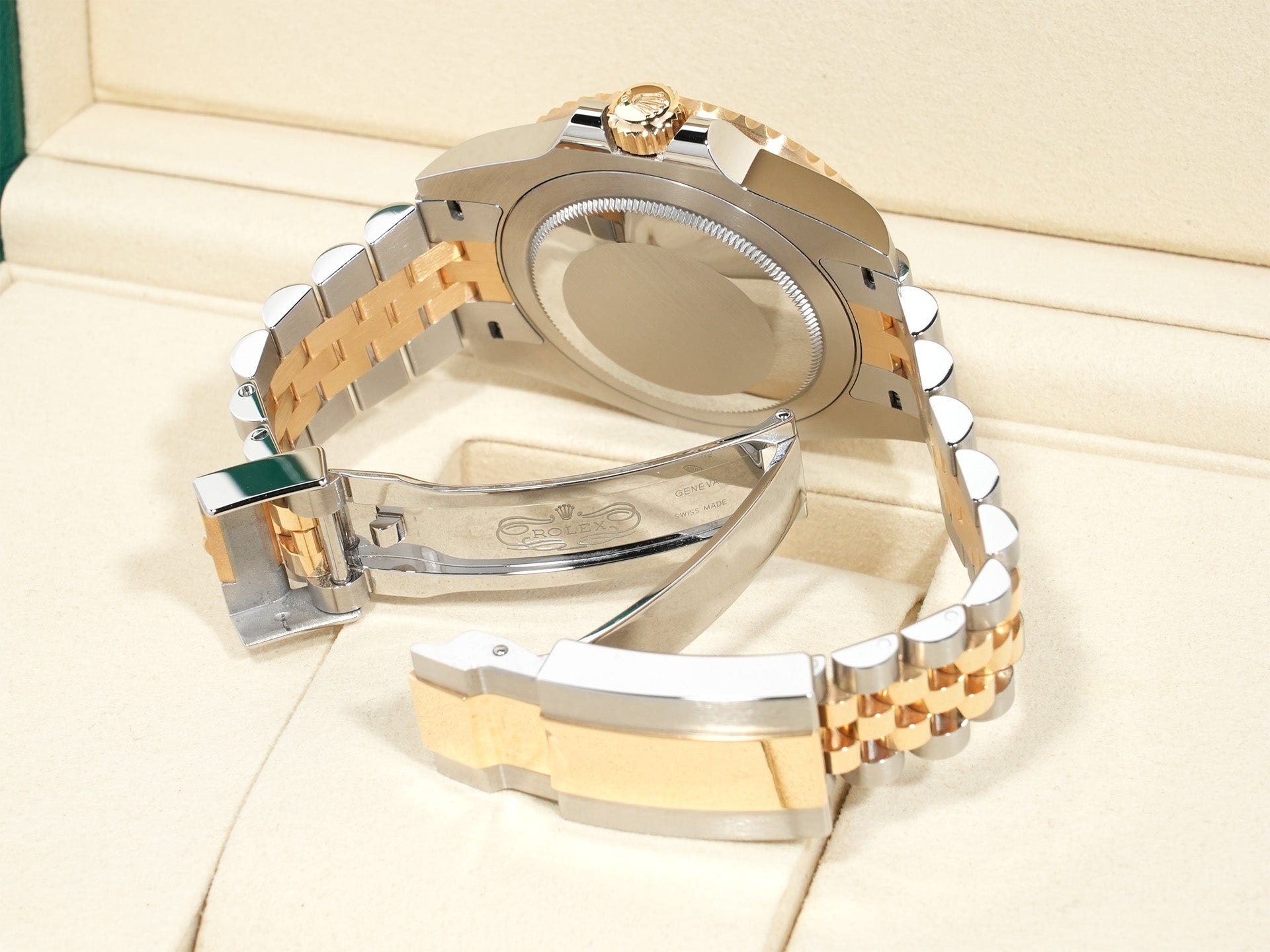 ロレックス GMTマスターII Ref.126713GRNR ステンレススチール/イエローゴールド ブラック文字盤 ジュビリーブレスレット 美中古 deaeoird