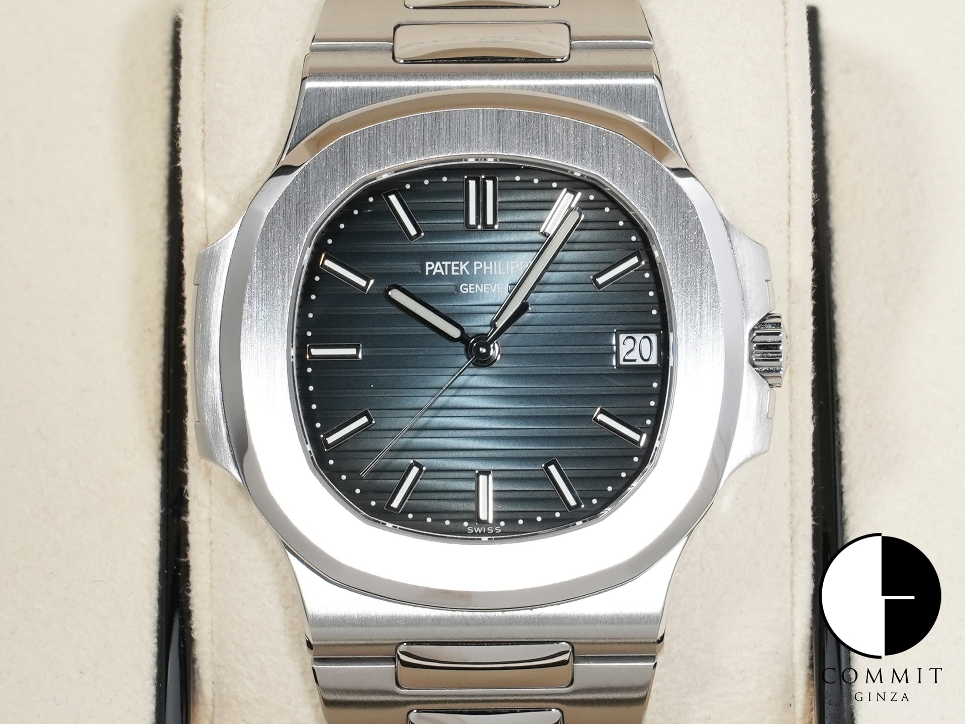 パテックフィリップ ノーチラス Ref.5711/1A-010 ステンレススチール ブルー文字盤 美中古 rcw9zgxt