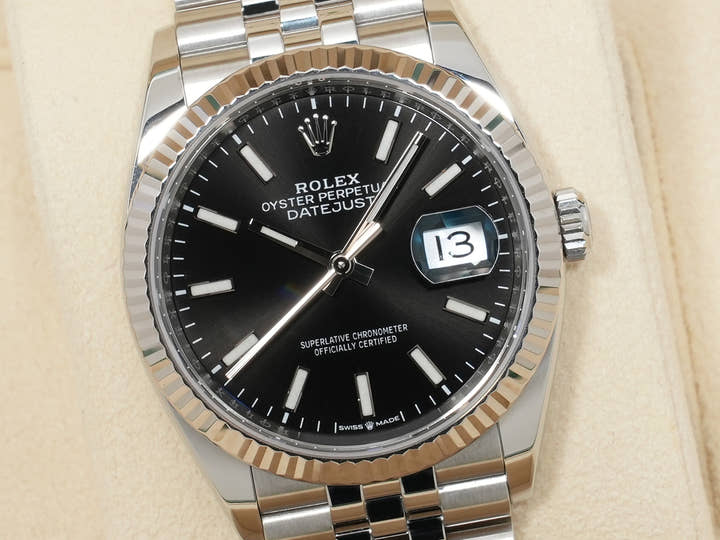 ロレックス デイトジャスト36 Ref.126234 ステンレススチール/ホワイトゴールド ブラック文字盤 ジュビリーブレスレット 美中古 azsb5q6b