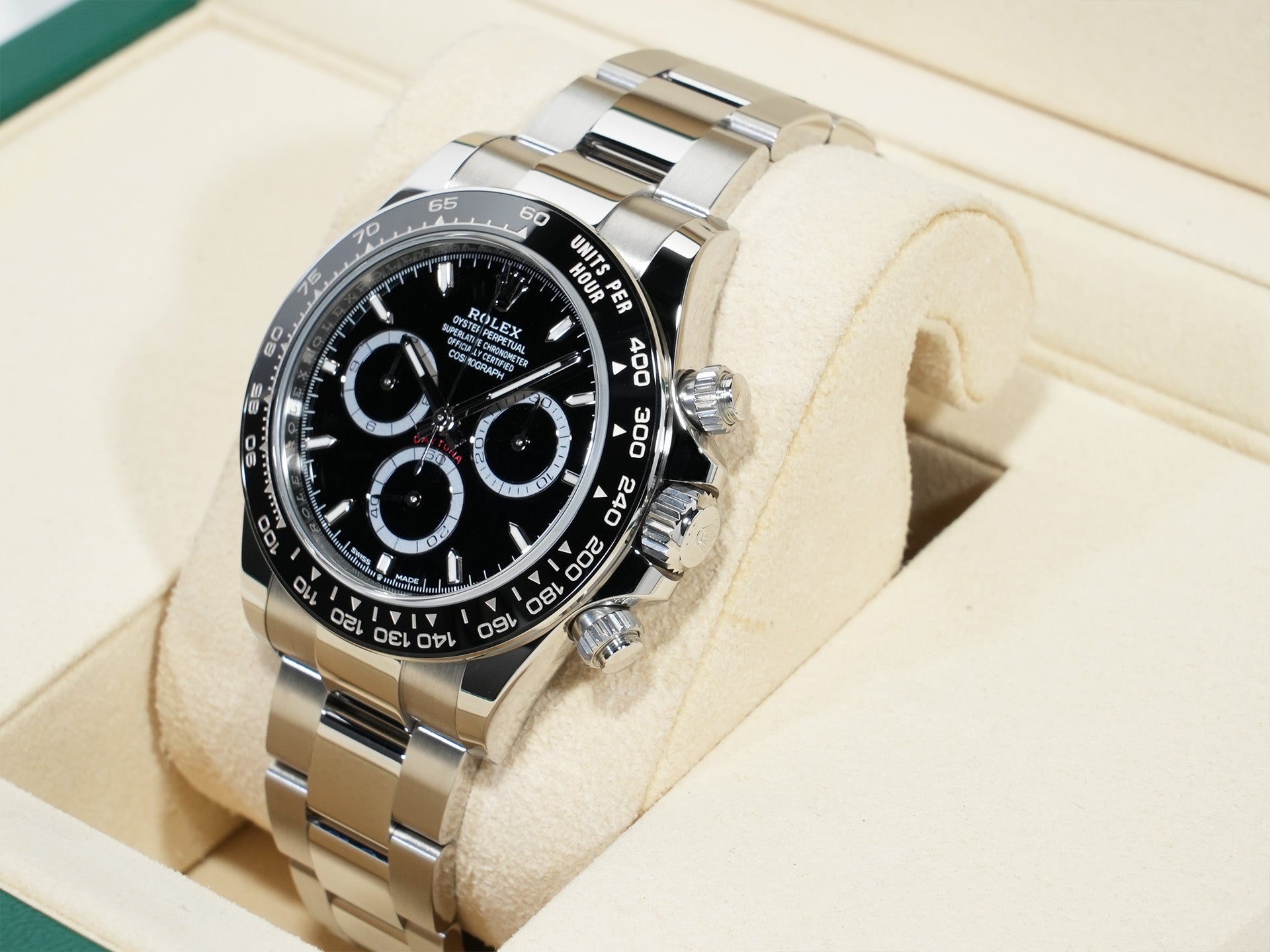 Rolex Daytona Ref. 126500LN Stainless Steel Black Dial Unused 463ehktk