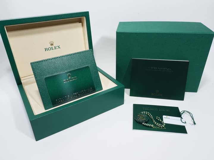 Rolex Daytona Ref. 126500LN Stainless Steel Black Dial Unused 463ehktk