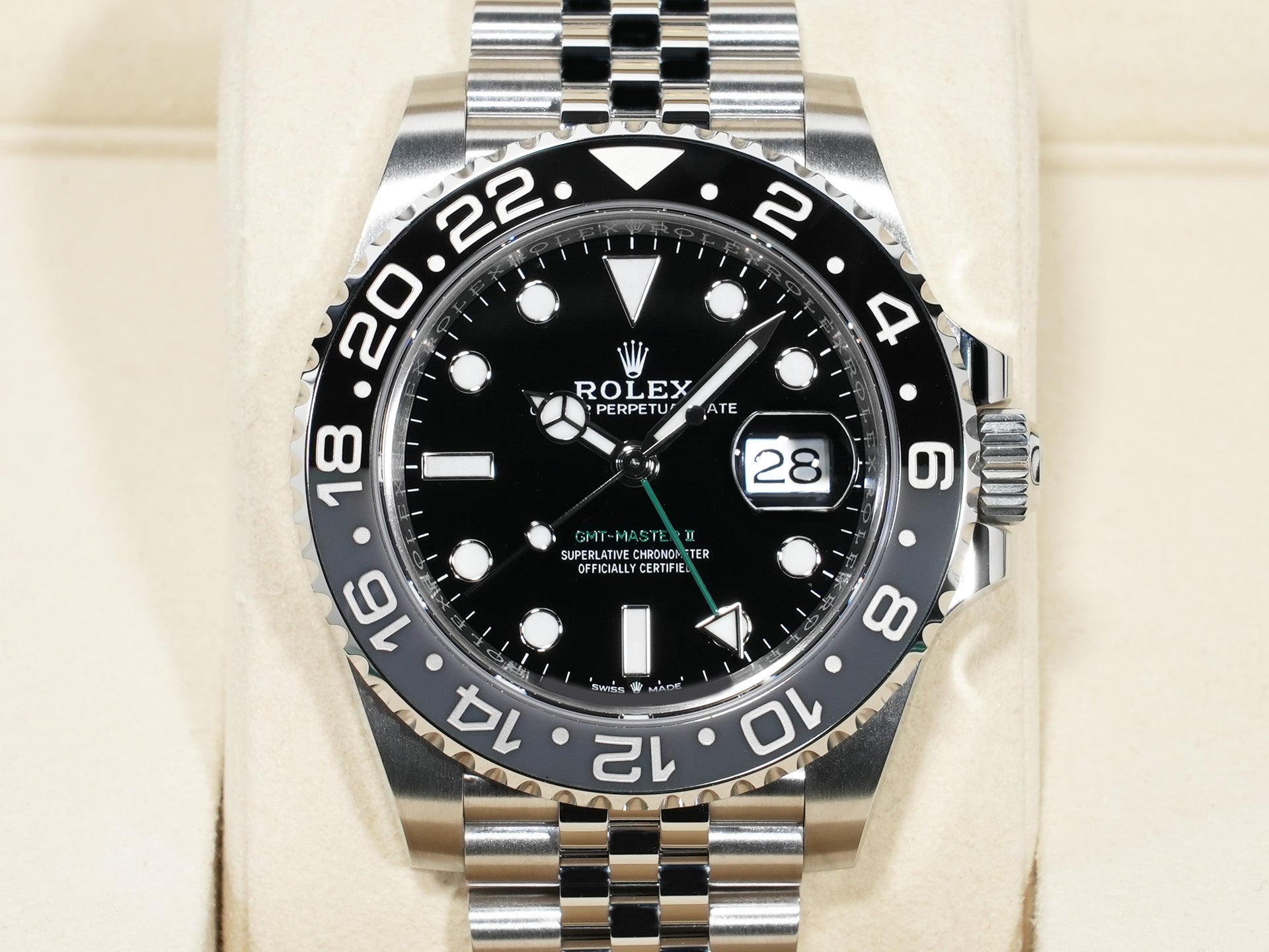 ロレックス GMTマスターII Ref.126710GRNR ステンレススチール ブラック文字盤 ジュビリーブレスレット 未使用 jn5vvee5