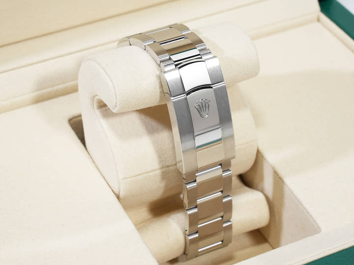 Rolex Datejust 41 Ref. 126300 Stainless Steel White Dial Oyster Bracelet Unused vicxq3un