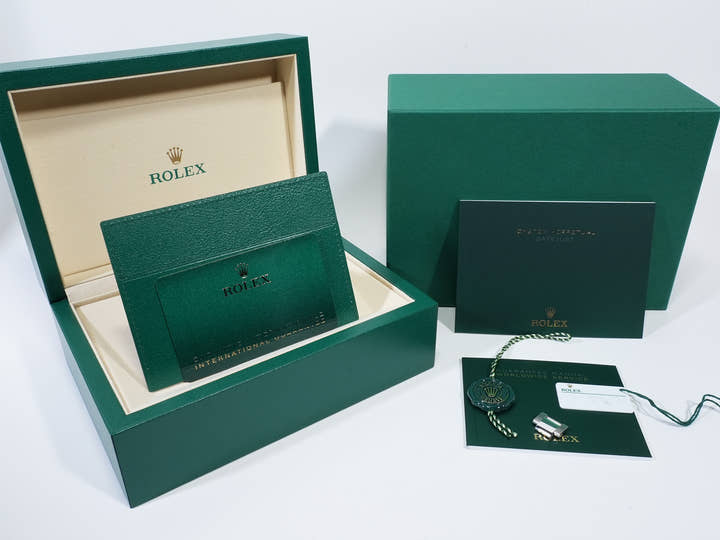 Rolex Datejust 41 Ref. 126300 Stainless Steel White Dial Oyster Bracelet Unused vicxq3un