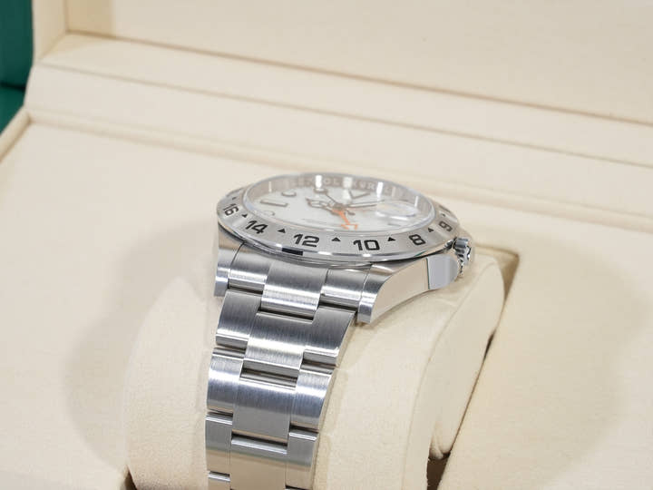 ロレックス エクスプローラーII Ref.226570 ステンレススチール ホワイト文字盤 オイスターブレスレット 中古 jgwowqbi