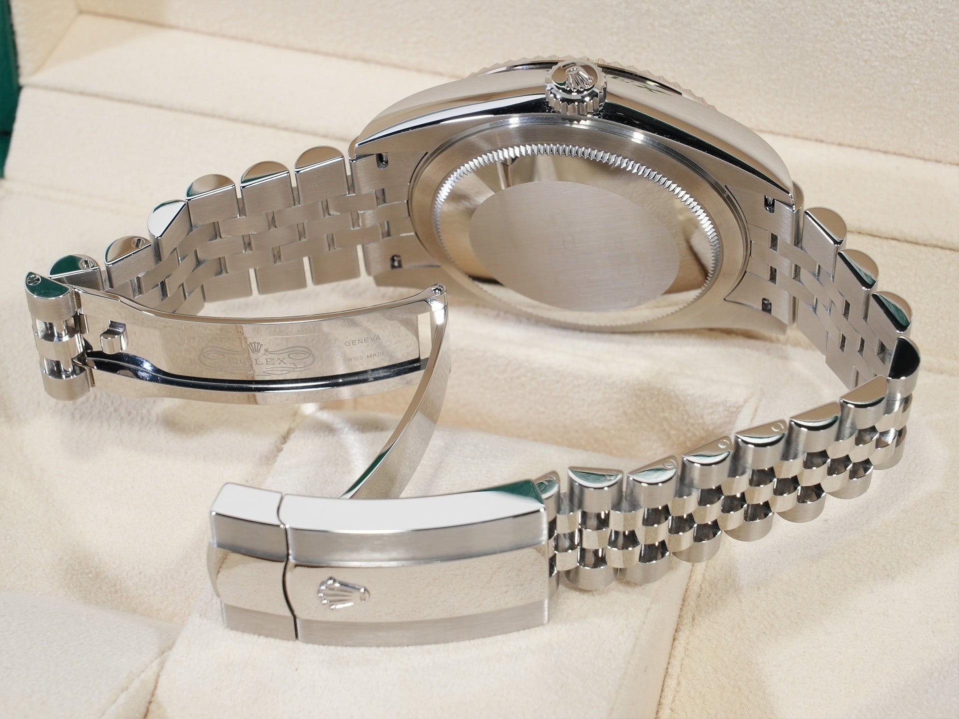 Rolex Sky-Dweller Ref.336934 Stainless Steel/White Gold Mint Green Dial Jubilee Bracelet Excellent Condition uz6k9xon