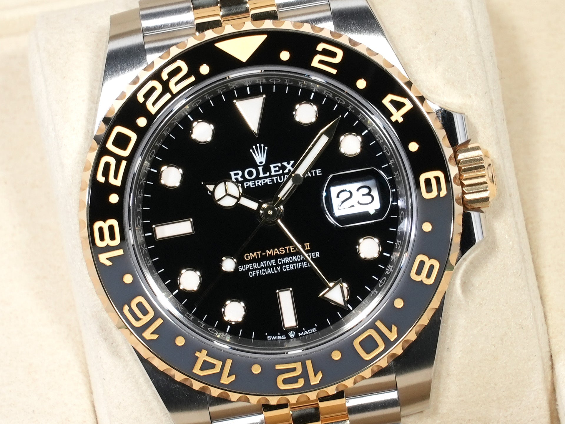 Rolex GMT-Master II Ref.126713GRNR Stainless Steel/Yellow Gold Black Dial Jubilee Bracelet Unused mmjzd83h