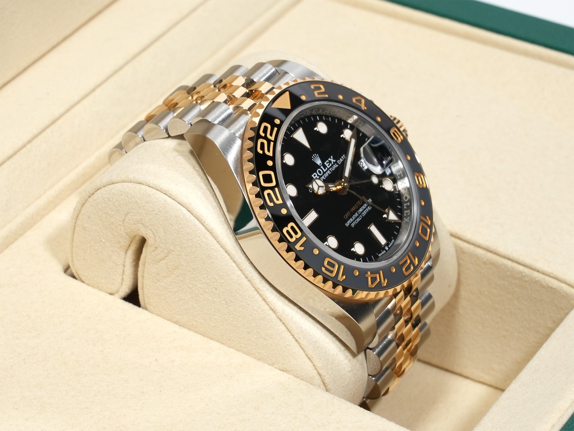 Rolex GMT-Master II Ref.126713GRNR Stainless Steel/Yellow Gold Black Dial Jubilee Bracelet Unused mmjzd83h