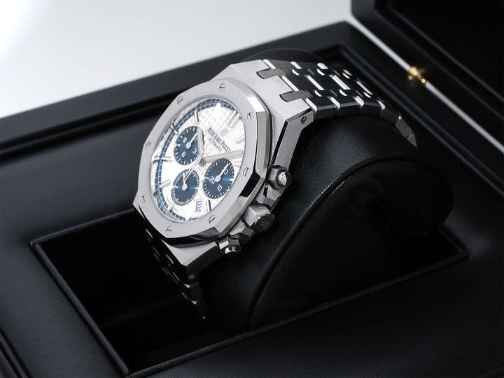 Audemars Piguet Royal Oak Chronograph Ref.26315ST.OO.1256ST.01 Stainless Steel Silver Dial Excellent Condition 8dxpsb8g