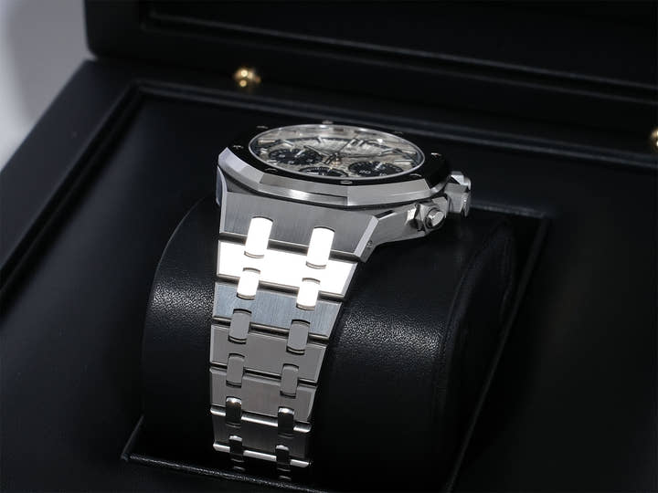 Audemars Piguet Royal Oak Chronograph Ref.26315ST.OO.1256ST.01 Stainless Steel Silver Dial Excellent Condition 8dxpsb8g