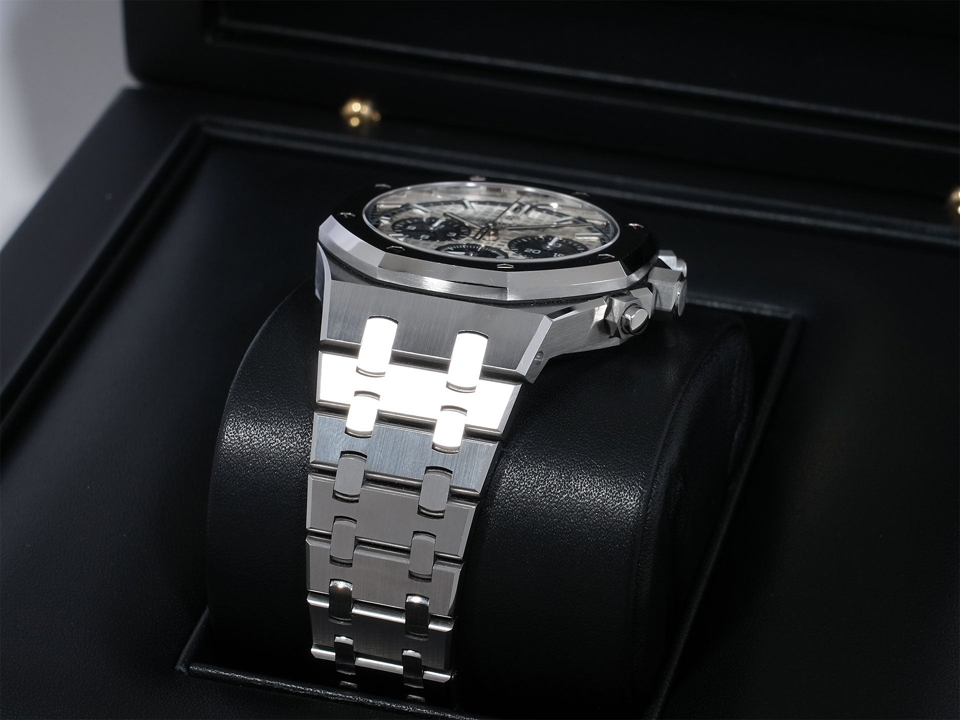Audemars Piguet Royal Oak Chronograph Ref.26315ST.OO.1256ST.01 Stainless Steel Silver Dial Excellent Condition 8dxpsb8g