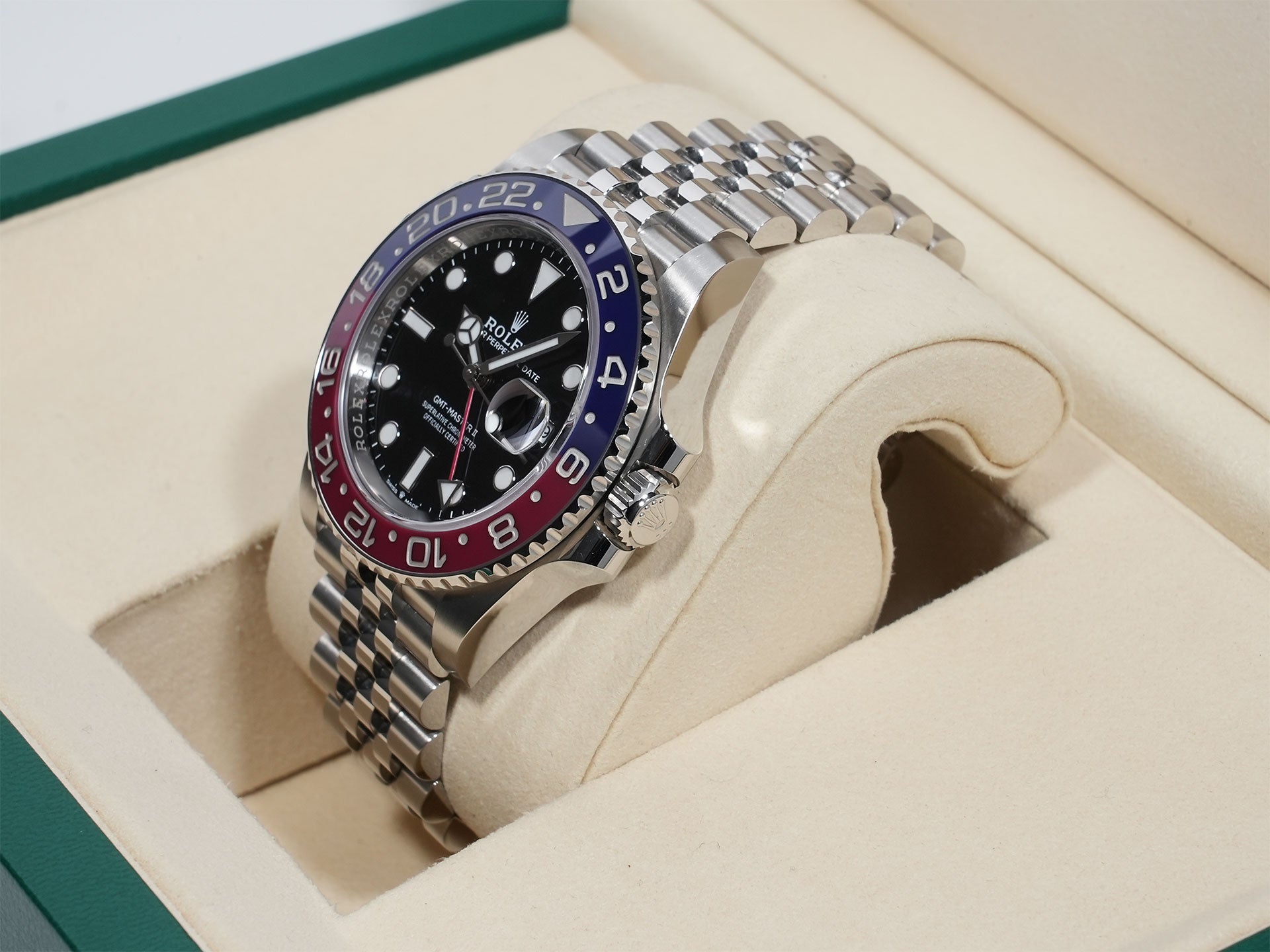 Rolex GMT-Master II Ref. 126710BLRO Stainless Steel Black Dial Jubilee Bracelet Used eekvujfa