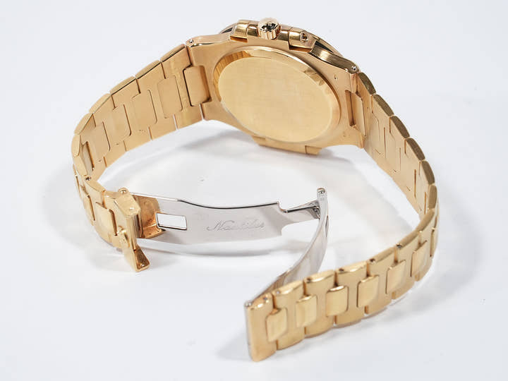 Patek Philippe Nautilus Ref. 3800/3J-012 Yellow Gold Champagne 11P Diamond Dial Used 5akxqmt2
